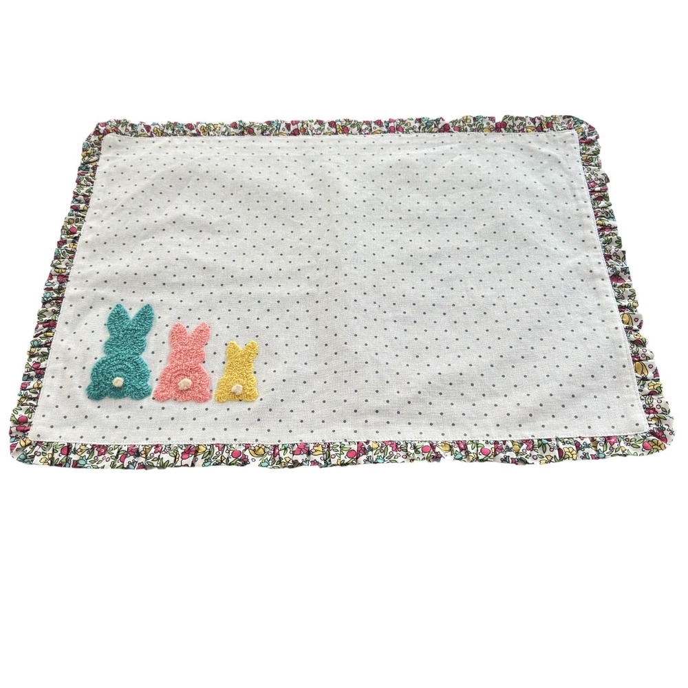 Cynthia Rowley Easter Bunny Placemats‎ Set of 4 Reversible Flowers Polka Dots